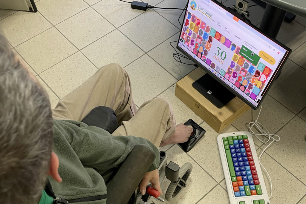 Tecnologie assistive per persone con disabilità motorie